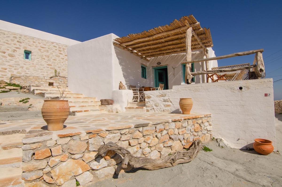דונוסה Dimitrakis Guesthouse מראה חיצוני תמונה