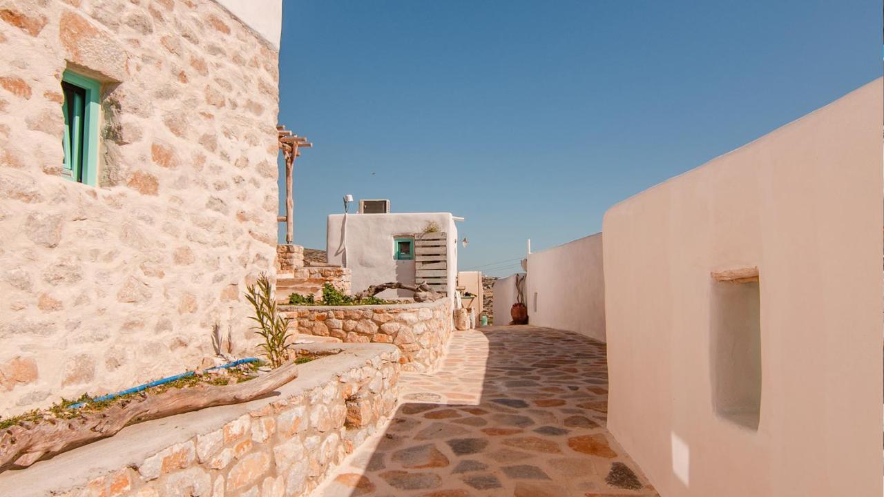 דונוסה Dimitrakis Guesthouse מראה חיצוני תמונה