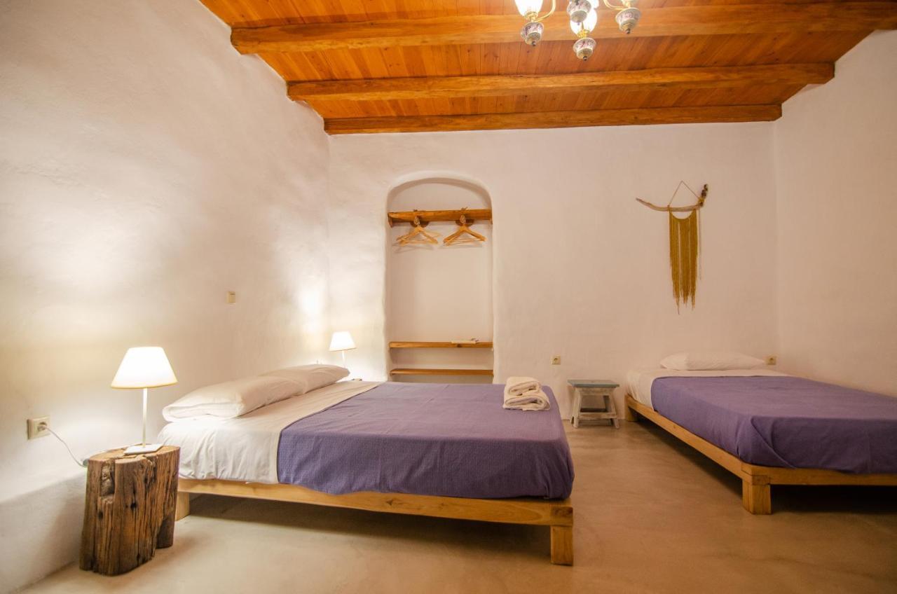 דונוסה Dimitrakis Guesthouse מראה חיצוני תמונה
