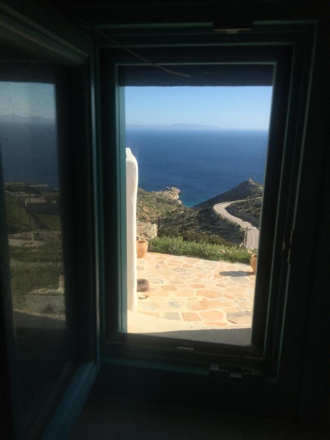 דונוסה Dimitrakis Guesthouse מראה חיצוני תמונה