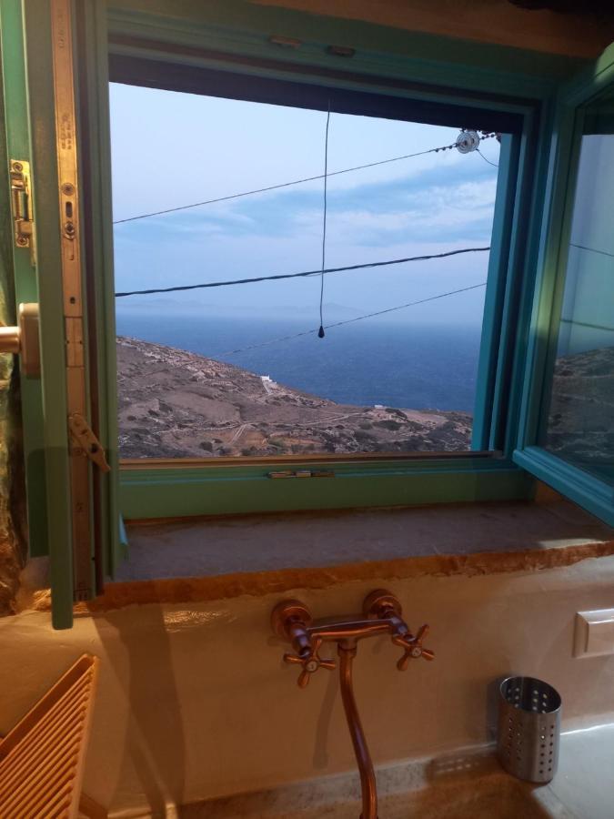 דונוסה Dimitrakis Guesthouse מראה חיצוני תמונה