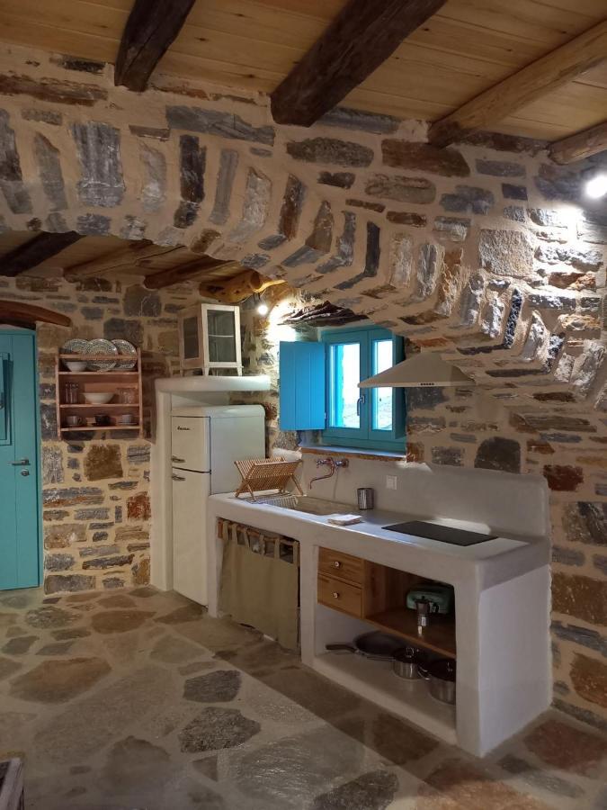 דונוסה Dimitrakis Guesthouse מראה חיצוני תמונה